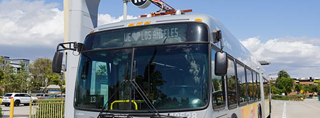 Overhead pantographs provide automatic and high-current charging and allow for quick, high-power charging sessions. (Image courtesy of STV)